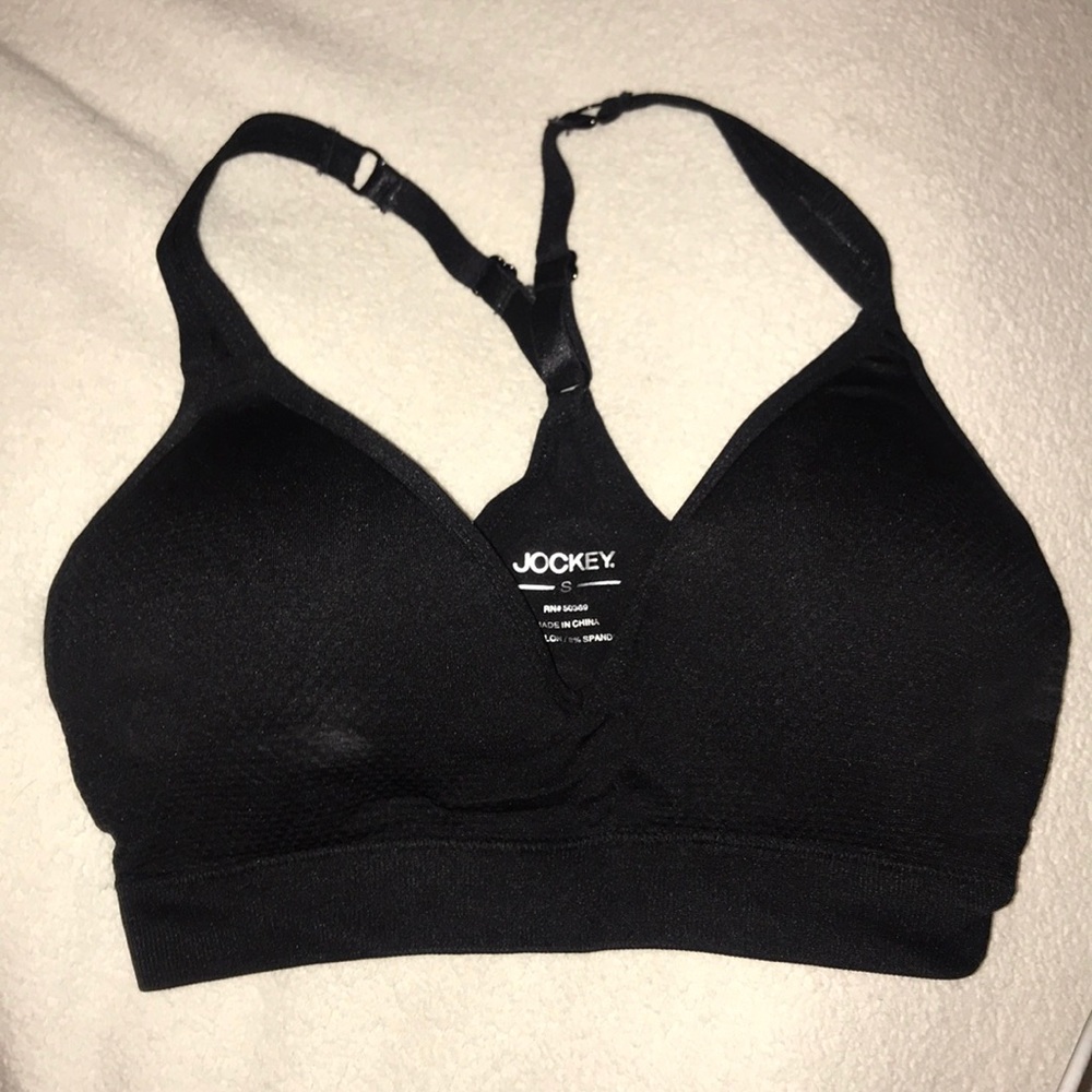 Black sports bra